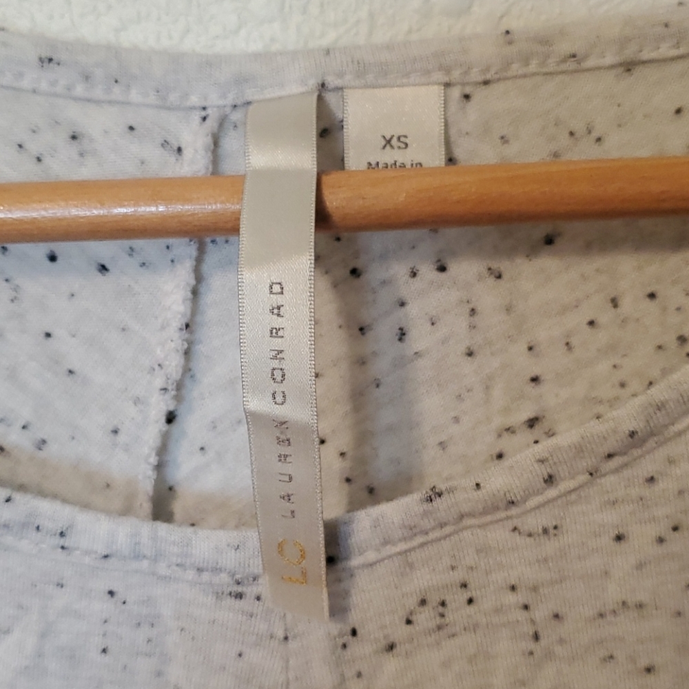 Tunic - Picture 2 of 3